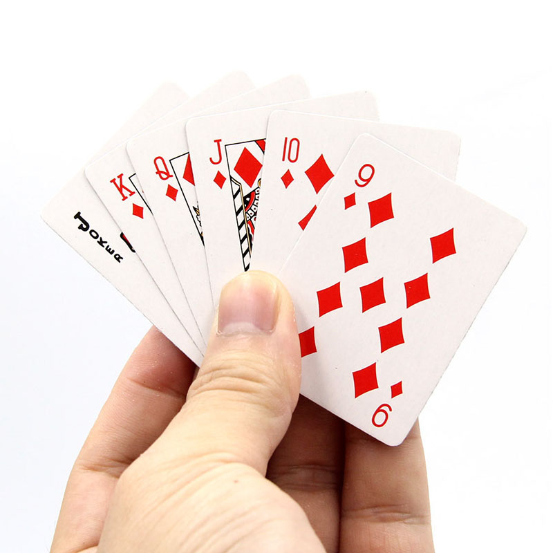 Mini Poker Playing Cards Festi – обзор и цена Party Games Juego