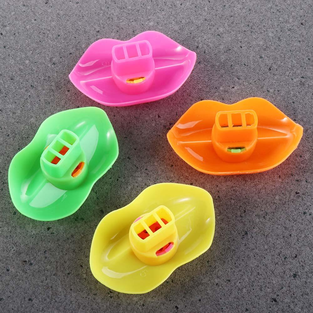 Camping Equipment   Noisemaker – обзор и цена Party Games Phone